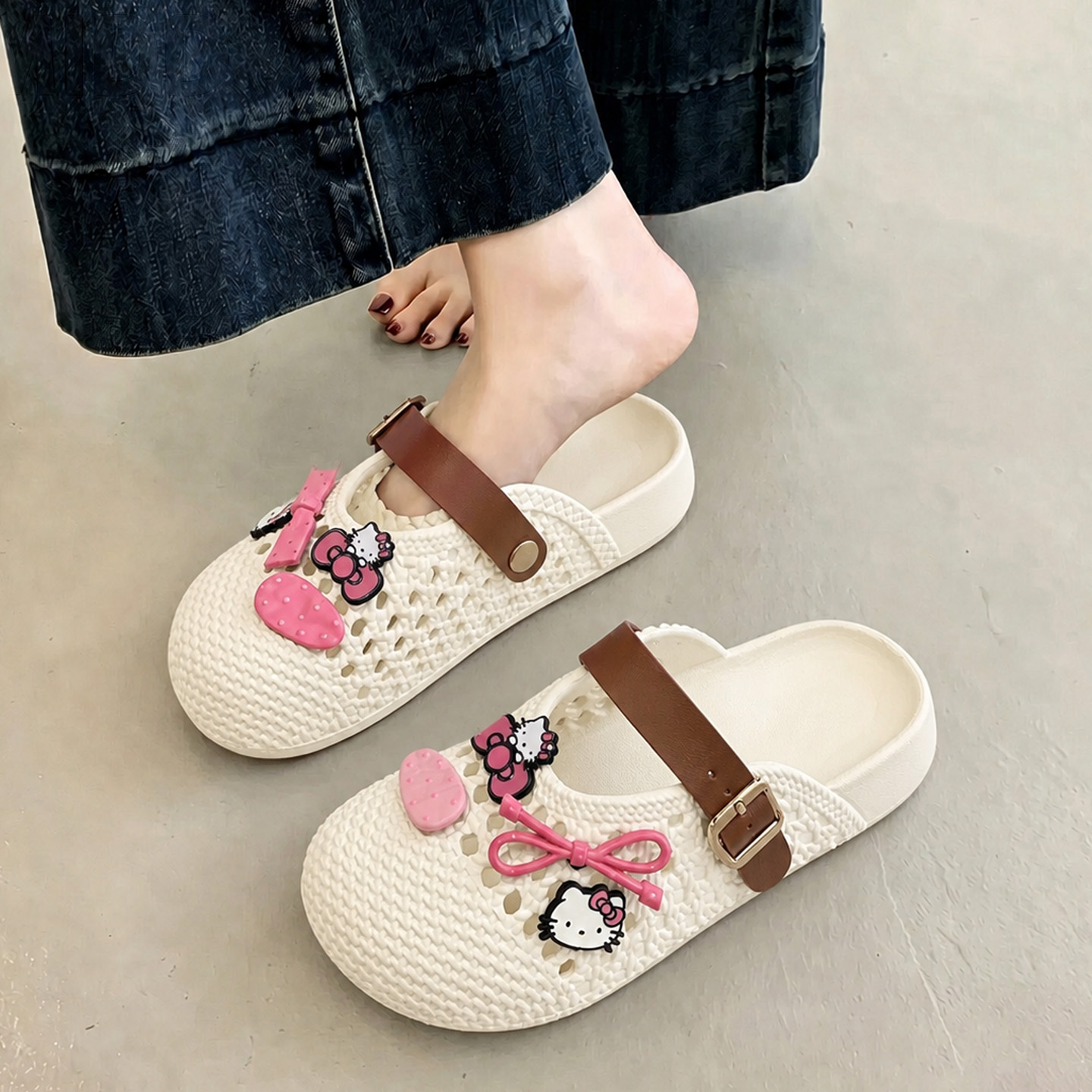 Yazlık Kadınlar İçin Oyma Deta - Mule Slip On incelemesi ve fiyatı